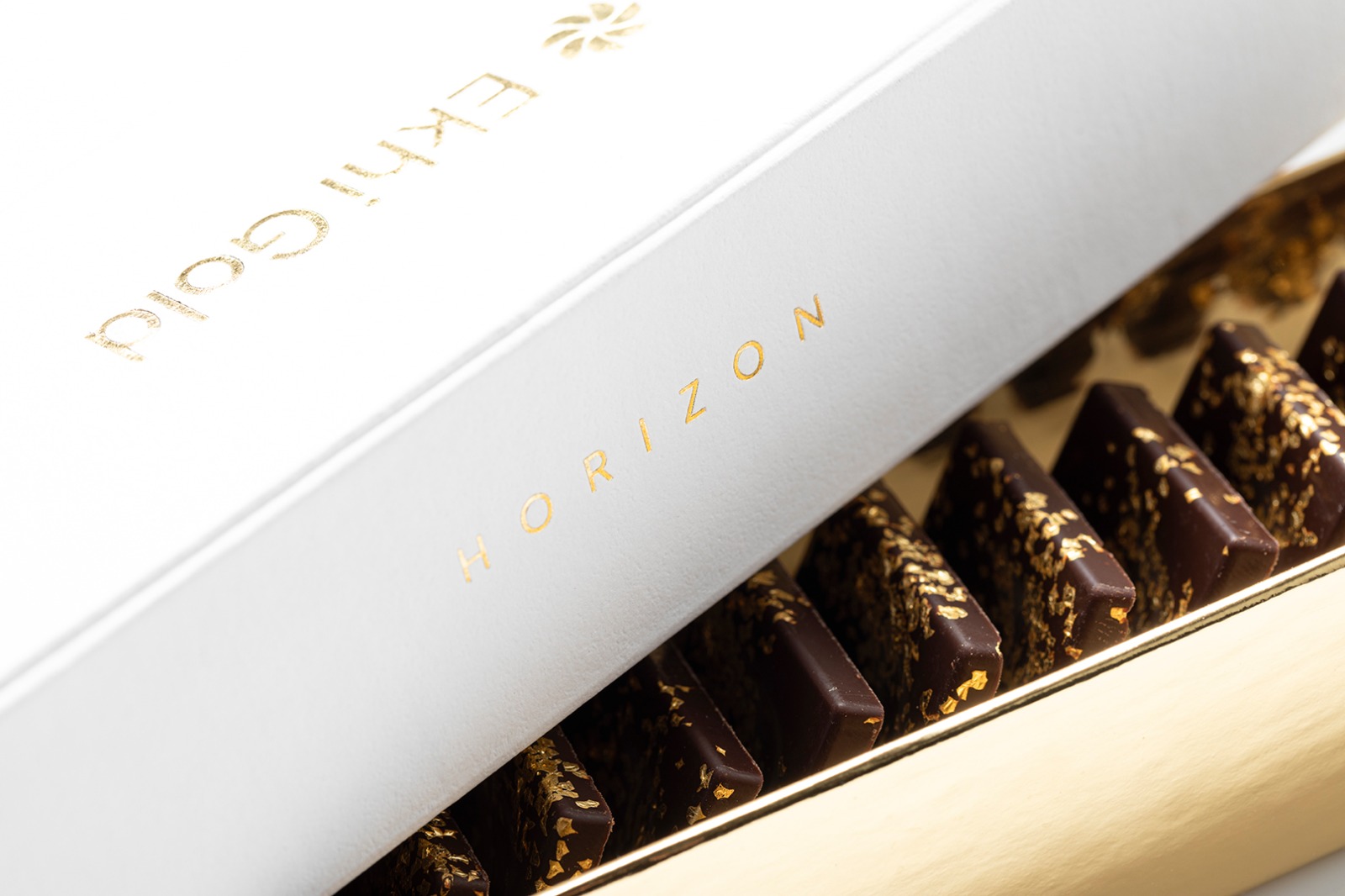 bombones para regalar en cumpleaños , navidad y acontecimientos espaciales , ideales para sorprender, regalo muy original , elegante y sofisticados